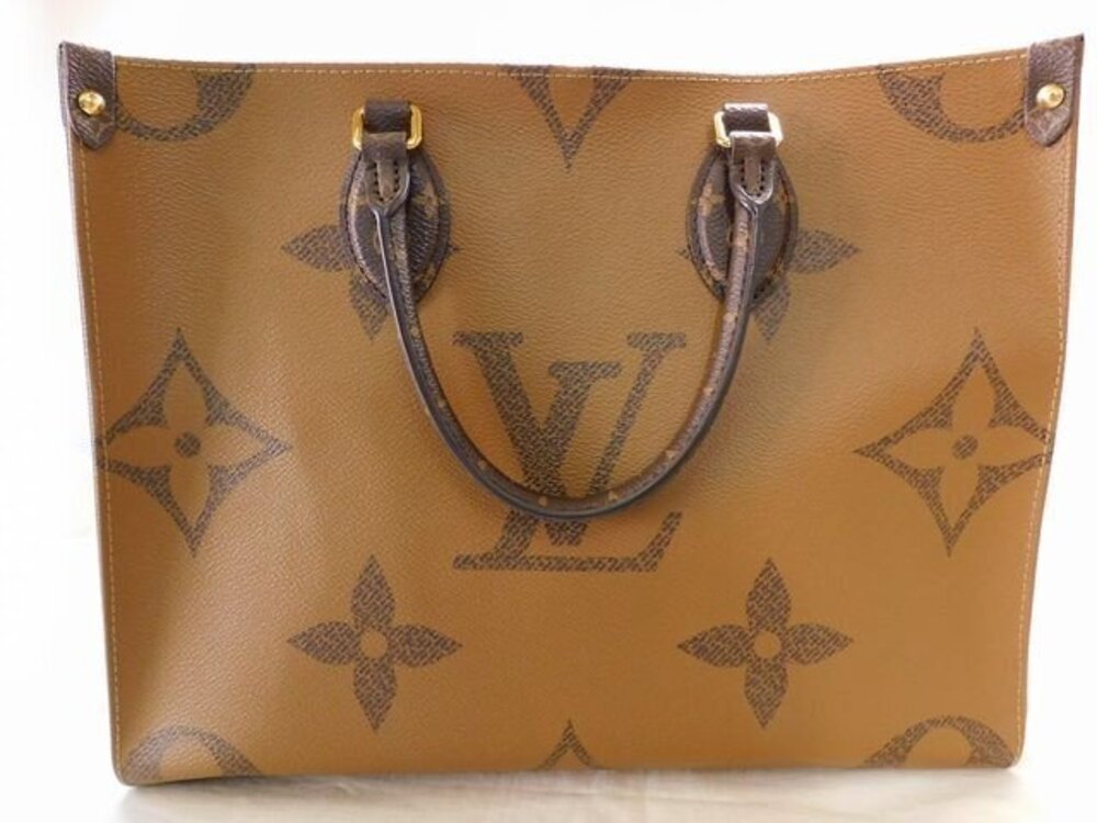 Louis Vuitton Giant Bag Reverse Monogram OnTheGo Tote